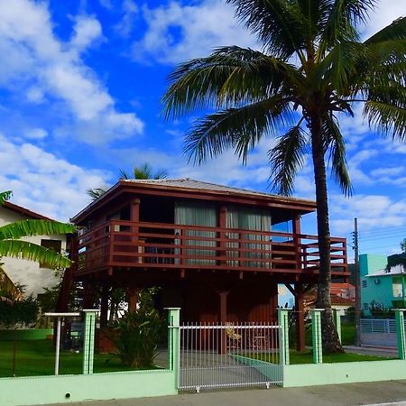 Bangalô com vista para o mar. Governador Celso Ramos Exterior foto